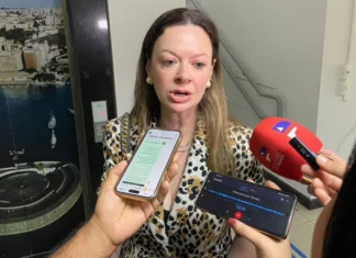 Isabela Suarez defende união das entidades empresariais para enfrentar impactos do tarifaço dos EUA