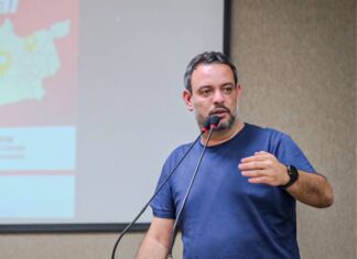 ‘As praias de Salvador estão em risco’, diz Lucas Reis sobre manobra da prefeitura que libera prédios de 25 andares na orla