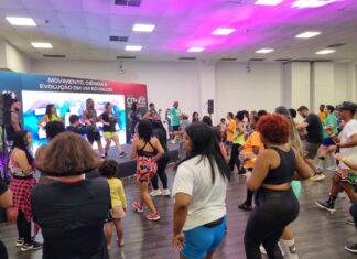 Aulões gratuitos lotam arena fitness no primeiro dia da Expo Confit: evento continua neste domingo