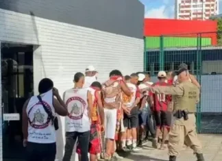 Torcedores dos Imbatíveis são detidos em Cajazeiras após ocorrências de violência antes do Ba-Vi